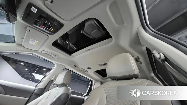 Kia The New Carnival 4th Generation 2024 Серебристо-серый из Кореи, фото 3