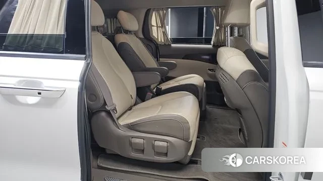 Kia Carnival 4th generation 2021 Белый из Кореи, фото 3