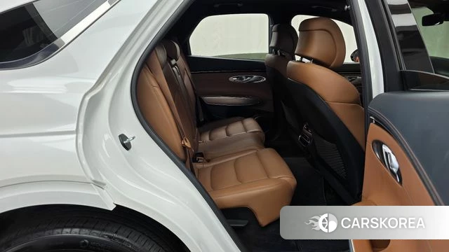 Genesis GV70 2022 Белый из Кореи, фото 3
