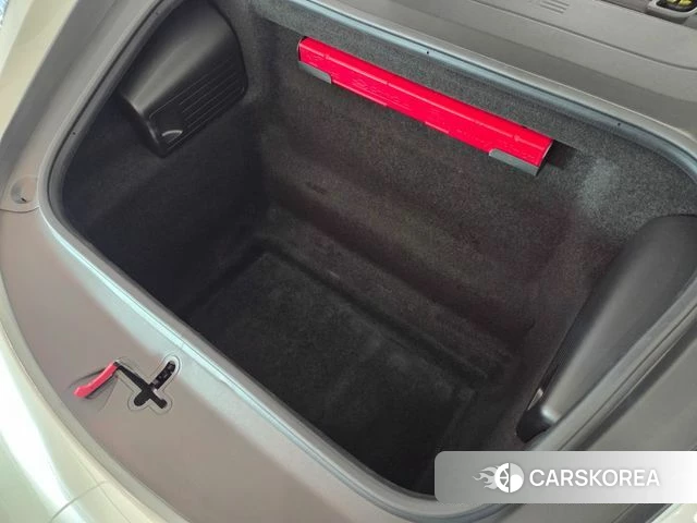 Porsche 718 Boxster 2023 Серебряный из Кореи, фото 3