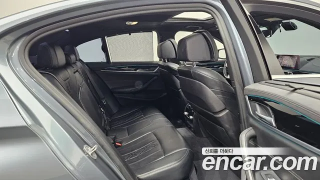 BMW 5 Series (G30) id 2715027 из Кореи 3