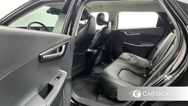 Kia EV6 2022 Черный из Кореи, фото 3