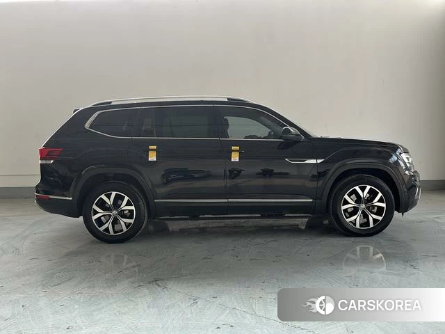 Volkswagen Tourang 2019 Черный из Китая, фото 3