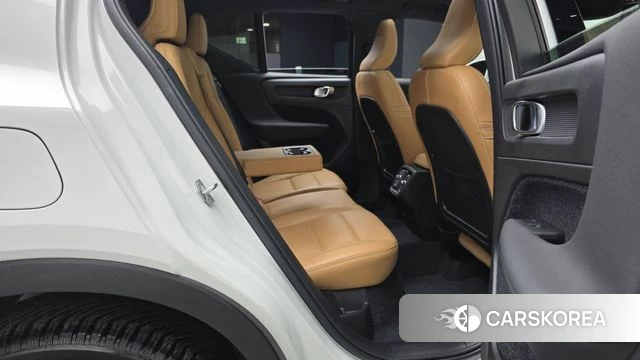 Volvo XC40 2020 Белый из Кореи, фото 3