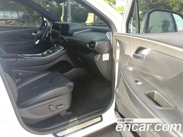 Hyundai The New Santa Fe 2023 Черный из Кореи, фото 3