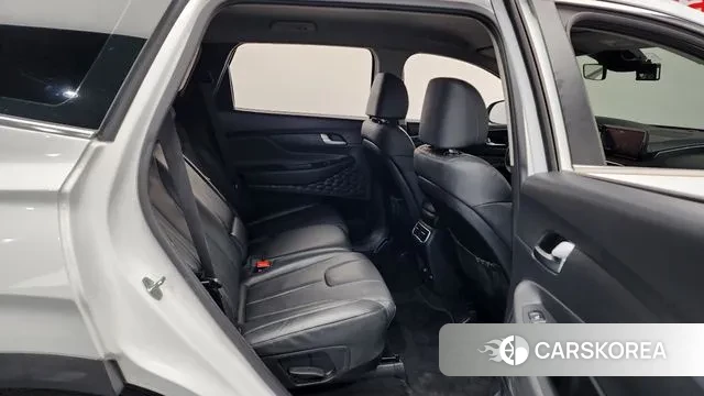 Hyundai The New Santa Fe 2022 Белый из Кореи, фото 3