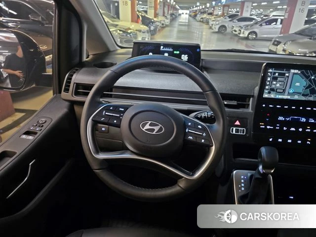 Hyundai Staria 2025 Черный из Кореи, фото 3