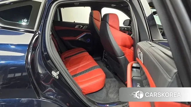 BMW X6M (G06) 2023 Черный из Кореи, фото 3