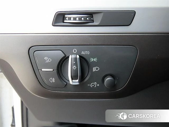 Audi Q7 (4M) 2019 Белый из Кореи, фото 3