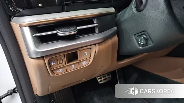 Hyundai Grandeur Hybrid (GN7) 2023 Белый из Кореи, фото 3