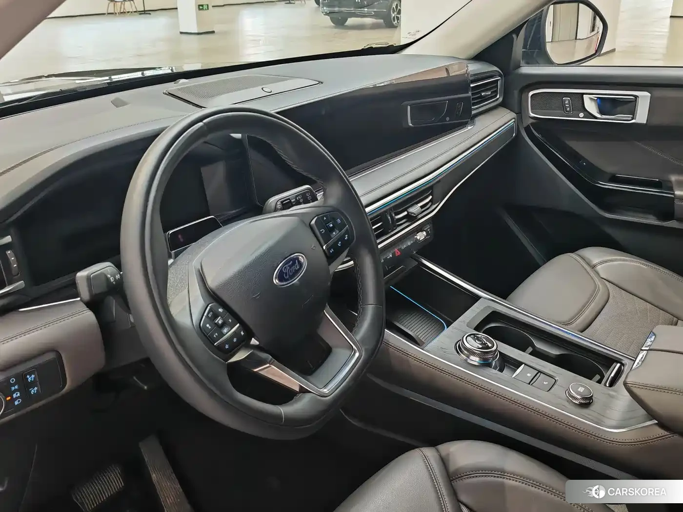 Ford Explorer 2025 Черный из Китая, фото 4