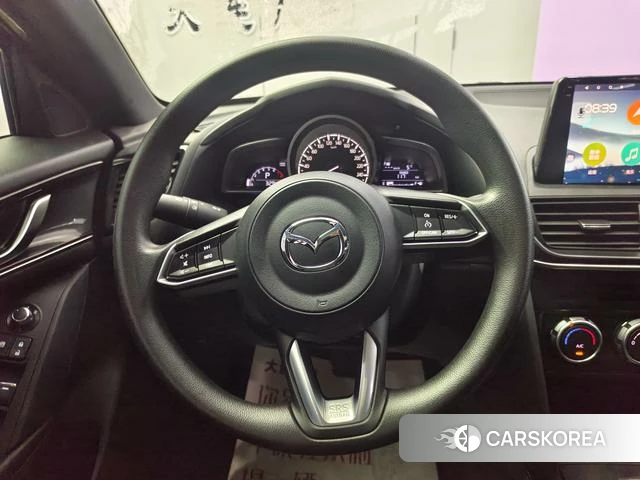 Mazda CX-4 2023 Белый из Китая, фото 3