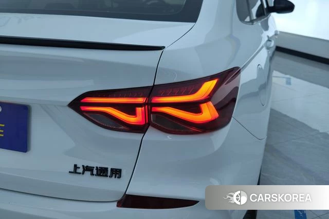 Chevrolet Cruze 2020 Белый из Китая, фото 3