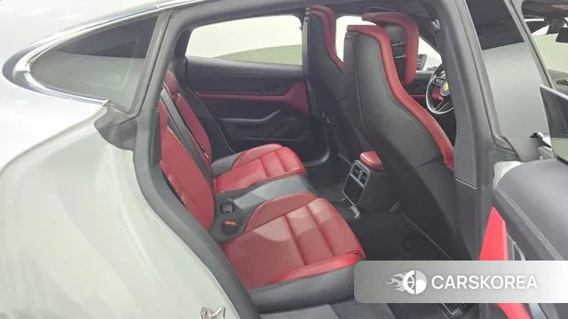 Porsche Taycan 2021 Белый из Кореи, фото 3