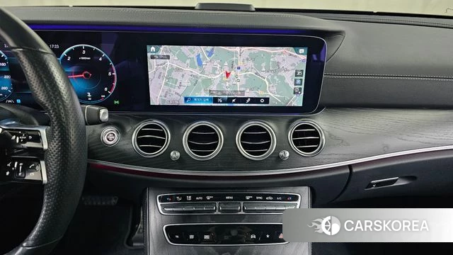 Mercedes-Benz E-Class W213 2020 Белый из Кореи, фото 3