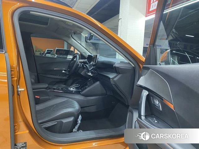 Peugeot 2008 2025 Желтый из Китая, фото 3