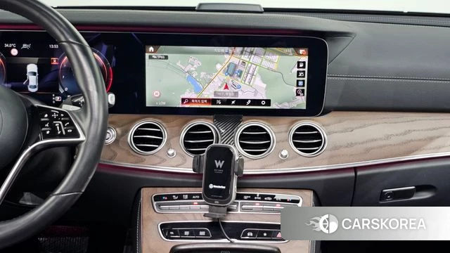 Mercedes-Benz E-Class W213 2020 Белый из Кореи, фото 3