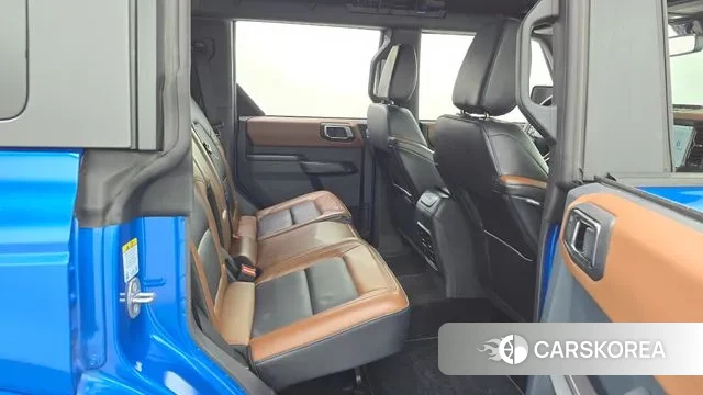 Ford Bronco 6th Generation 2024 Синий из Кореи, фото 3