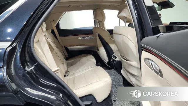 Genesis GV70 2020 Черный из Кореи, фото 3