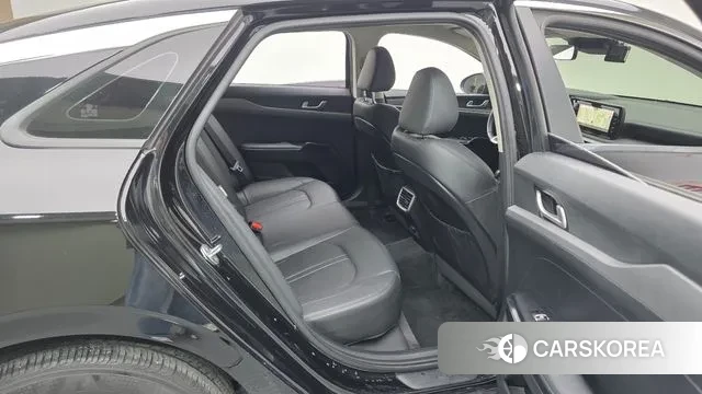 Kia K5 3rd generation 2021 Черный из Кореи, фото 3