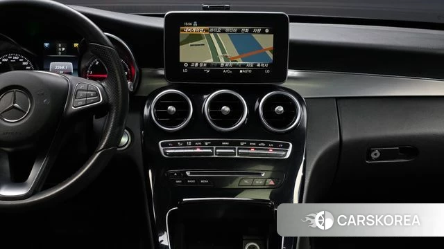 Mercedes-Benz C-Class W205 2018 Черный из Кореи, фото 3