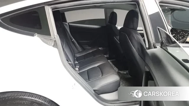 Tesla Model 3 2021 Белый из Кореи, фото 3