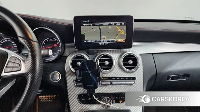 Mercedes-Benz C-Class W205 2018 Черный из Кореи, фото 3