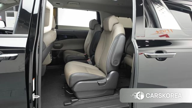 Kia The New Carnival 4th Generation 2024 Черный из Кореи, фото 3