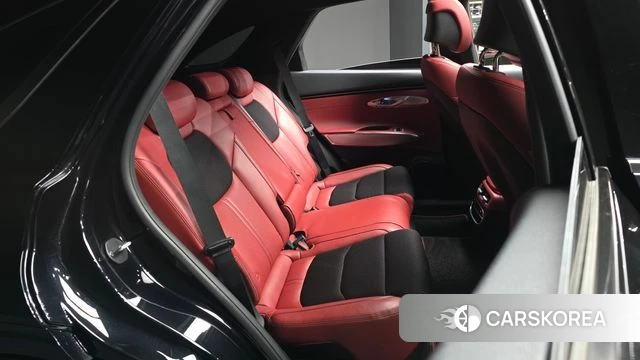 Genesis GV70 2021 Черный из Кореи, фото 3