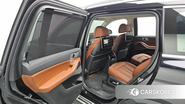 BMW X7 (G07) 2021 Черный из Кореи, фото 3