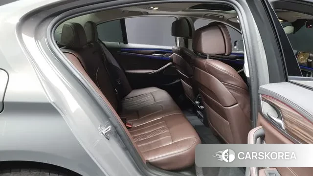 BMW 5 Series (G30) 2022 Серый из Кореи, фото 3