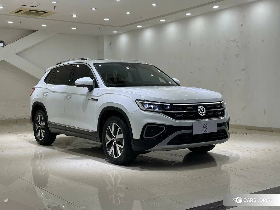 Volkswagen Tanyue 2023 Белый из Китая, фото 3
