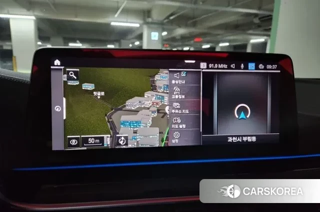 BMW 5 Series (G30) 2023 Серебристо-серый из Кореи, фото 3