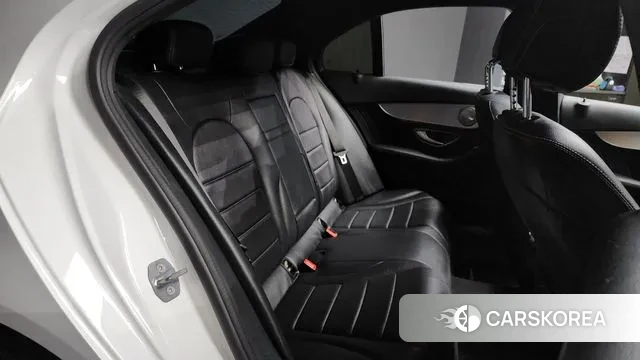 Mercedes-Benz C-Class W205 2018 Белый из Кореи, фото 3