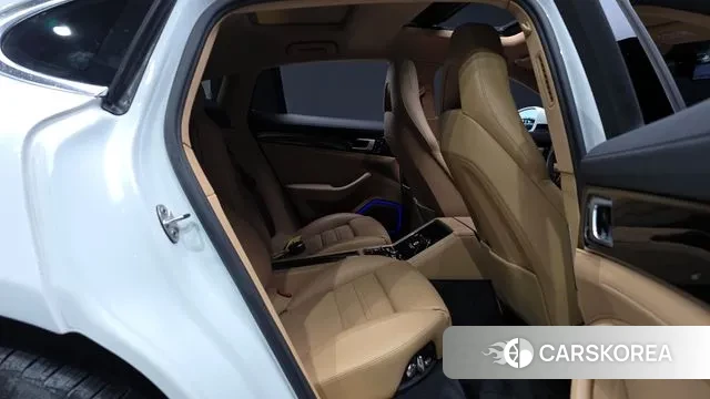 Porsche Panamera (971) 2018 Белый из Кореи, фото 3