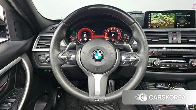 BMW 3 Series (F30) 2018 Белый из Кореи, фото 3