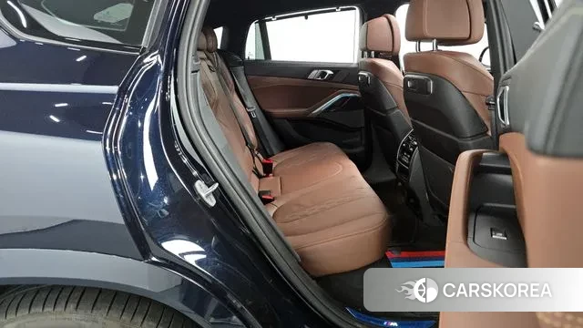 BMW X6 (G06) 2024 Черный из Кореи, фото 3