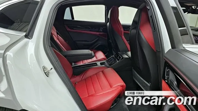 Porsche Panamera (972) 2024 Серебристо-серый из Кореи, фото 3