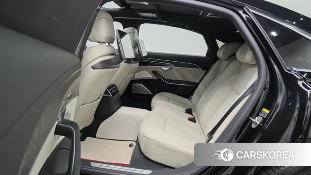 Audi A8 (D5) 2023 Черный из Кореи, фото 3