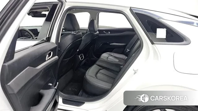 Kia The New K5 3rd generation 2024 Белый из Кореи, фото 3