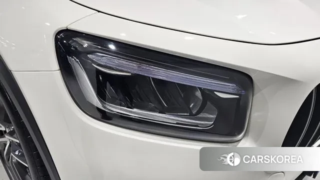 Mercedes-Benz GLB-Class X247 2025 Белый из Кореи, фото 3