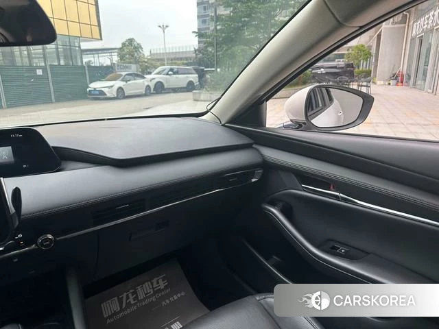 Mazda 3 Angkesaila 2022 Белый из Китая, фото 3