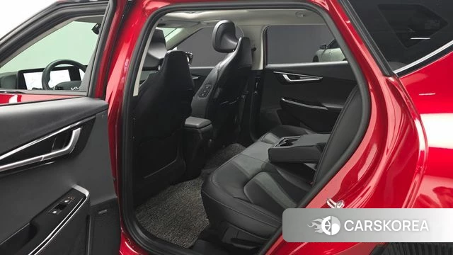 Kia EV6 2023 Красный из Кореи, фото 3