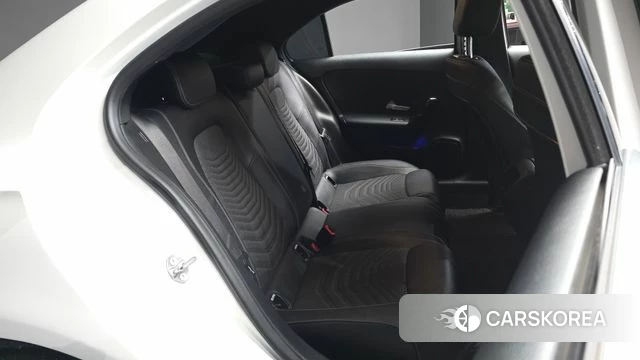 Mercedes-Benz A-Class W177 2020 Белый из Кореи, фото 3