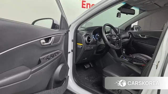 Hyundai Kona 2018 Белый из Кореи, фото 3