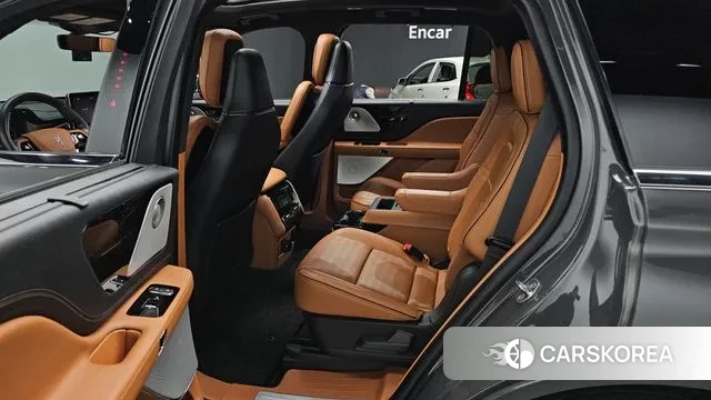 Lincoln Aviator 2nd generation 2021 Серый из Кореи, фото 3