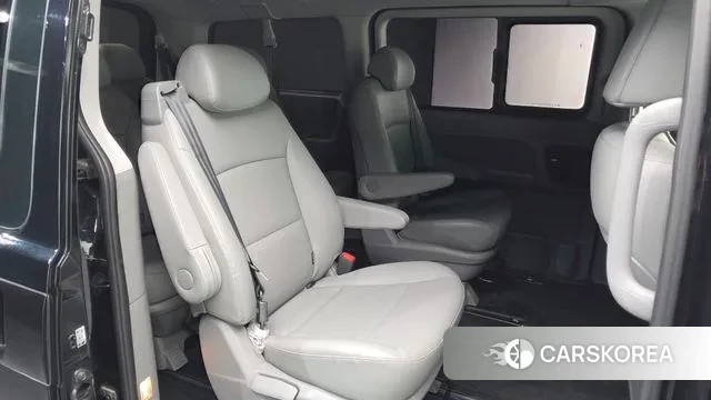 Hyundai The New Grand Starex 2019 Черный из Кореи, фото 3