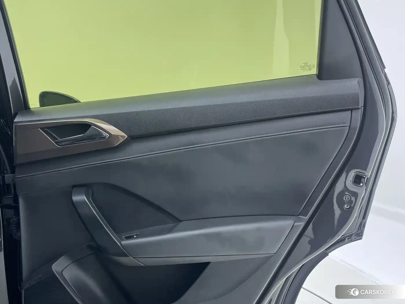 Volkswagen Tharu 2022 Silver/gray из Китая, фото 3