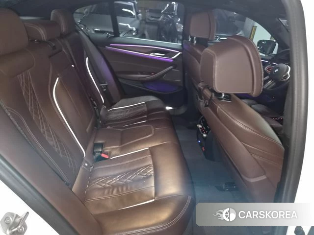 BMW 5 Series (G30) 2021 Белый из Кореи, фото 3