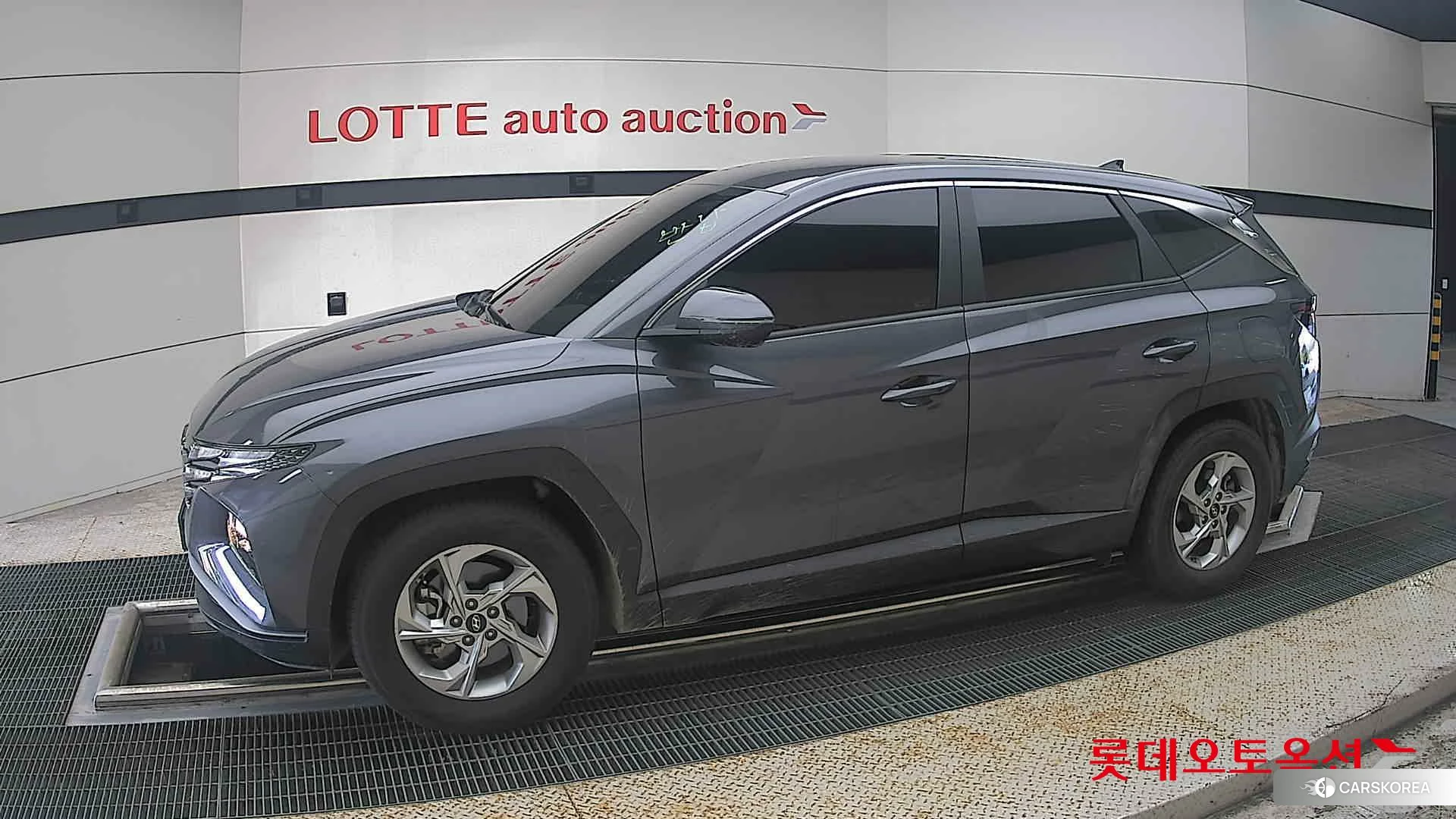 Hyundai Tucson 2022 Titanium Grey Metallic из Кореи, фото 3